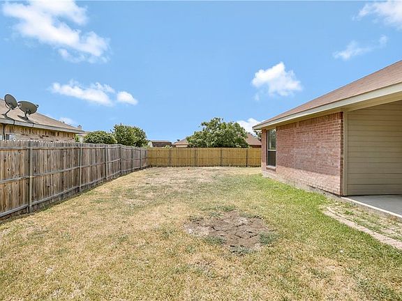 4th image of 1228 Cypress Ln