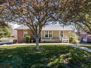 6004 Hawkdale Dr, Nashville, TN 37211