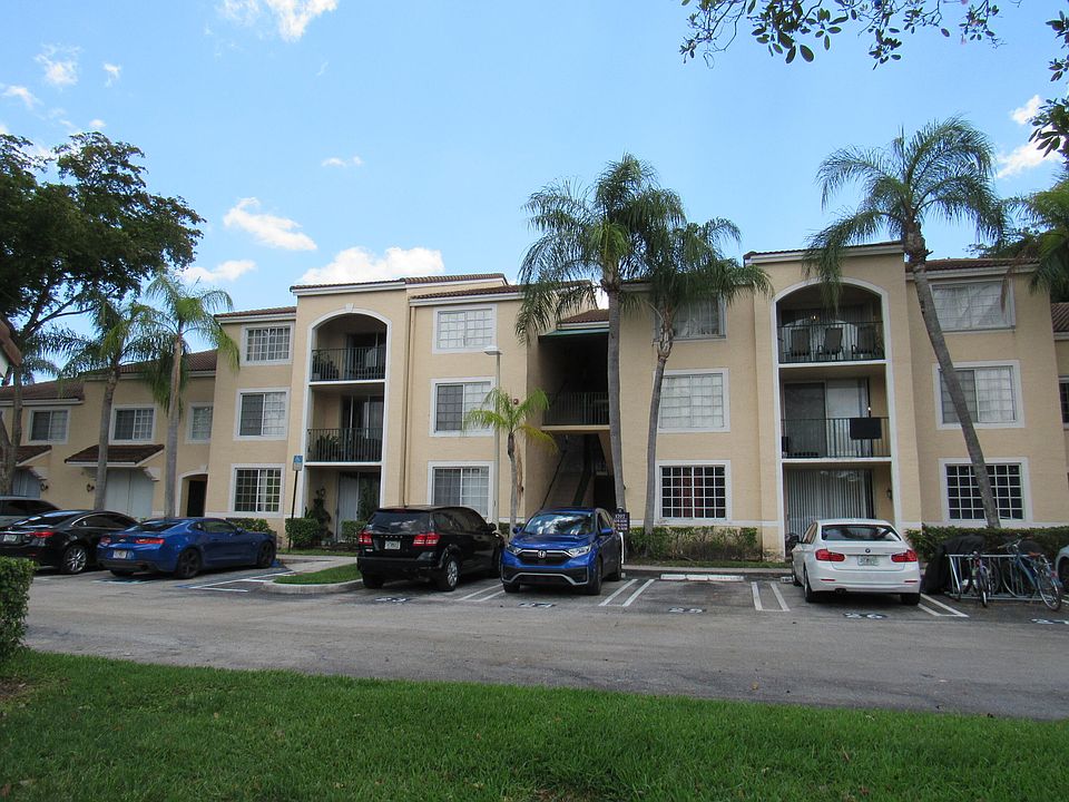 1st image of 1707 Village Blvd APT 305