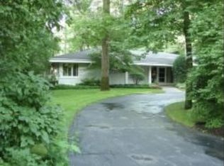 1105 E Lilac Ln, Milwaukee, WI 53217