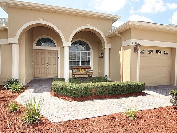 3rd image of 18112 Thornhill Grand Cir
