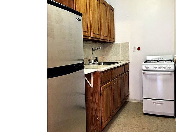 AD-223199_20160412045116pm.9