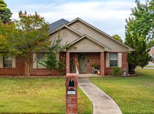 162 Lily Dr, Maumelle, AR 72113