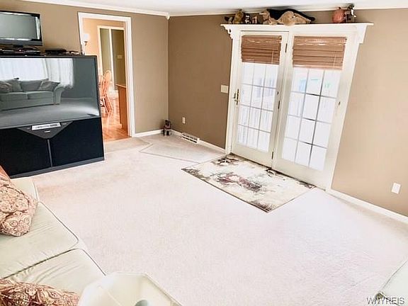 3rd image of 4878 Edgewood Dr