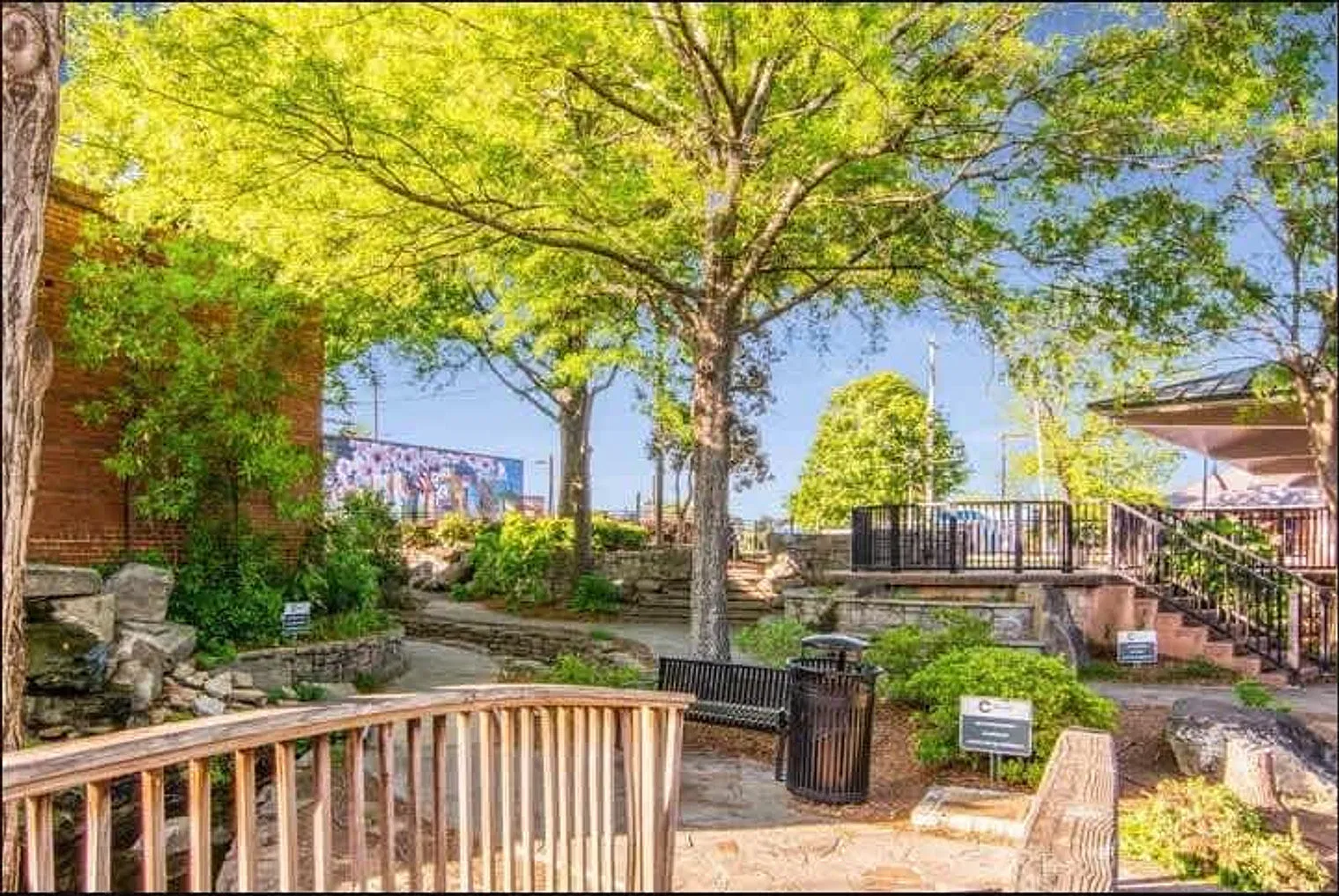 5 bed, 3.0 bath, 2798 sqft, $5,989 — Photo 4