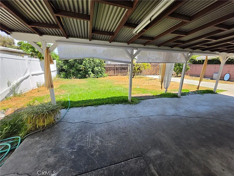 7422 Shoup Ave — Photo 21