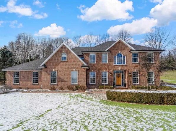 914 Deerwood Ct, Oneida, WI 54155