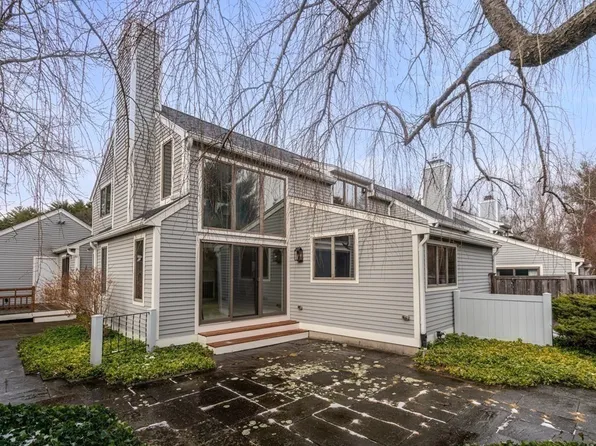 45 Hillside Dr Unit 45, Wayland, MA 01778