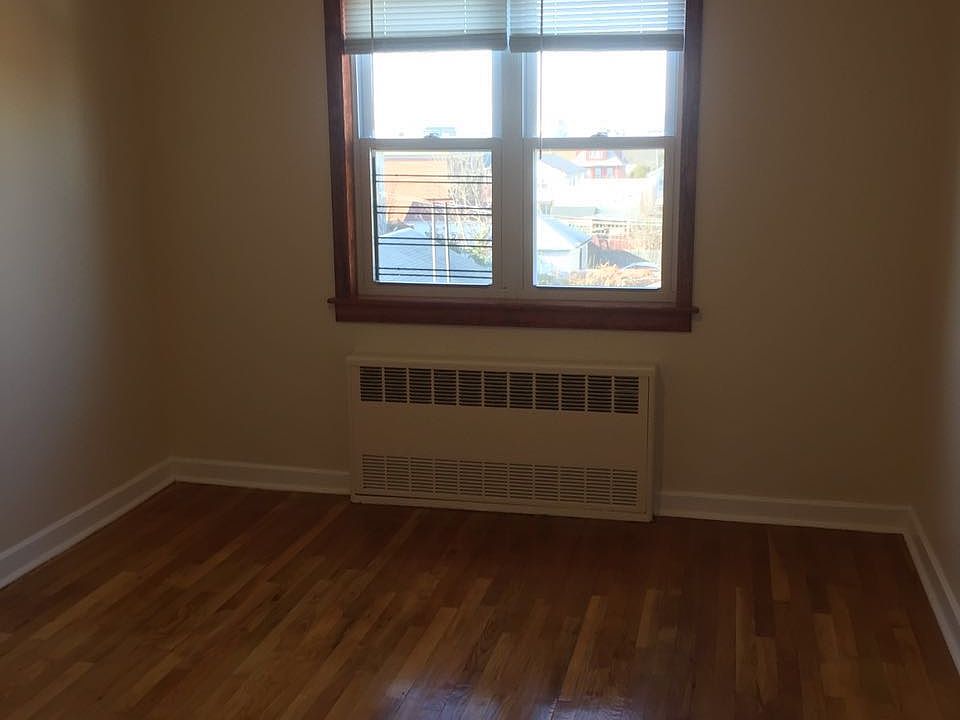 2nd image of 43-6 Parsons Boulevard # First Floor