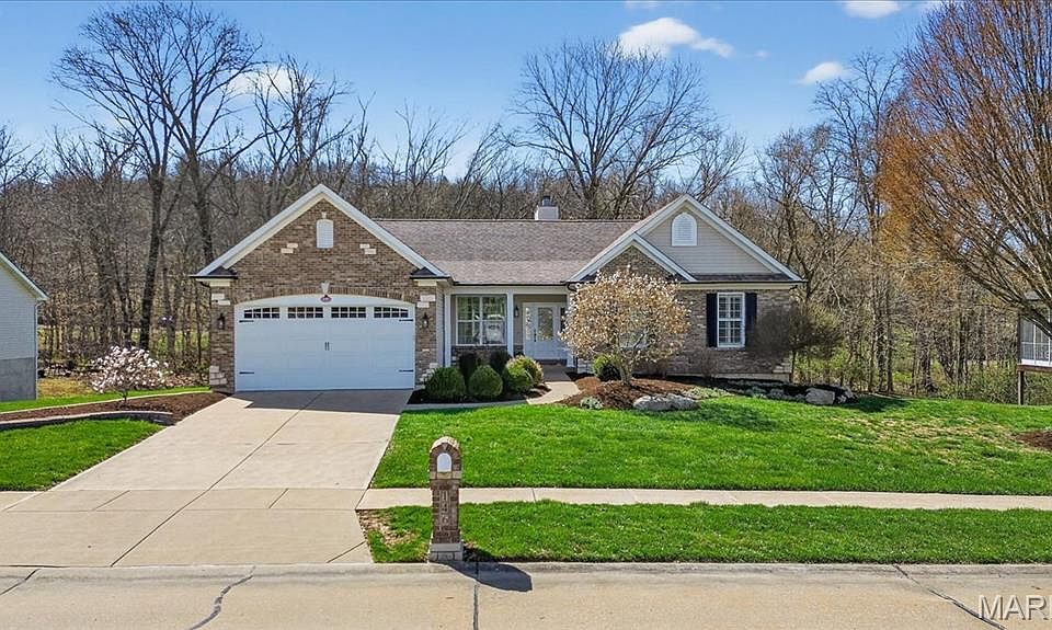 1st image of 146 Silverstone Cir