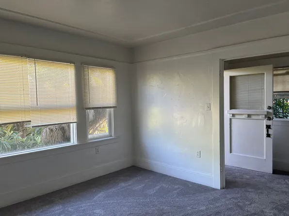 1943 8th Ave, Oakland, CA 94606