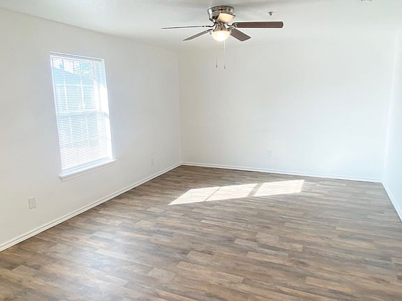 2nd image of 2108 N Edwards Ave #12
