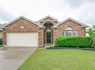 9932 Butte Meadows Dr, Fort Worth, TX 76177