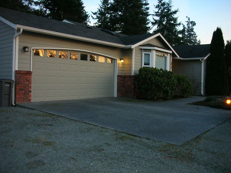 1st image of 974 N West Camano Dr