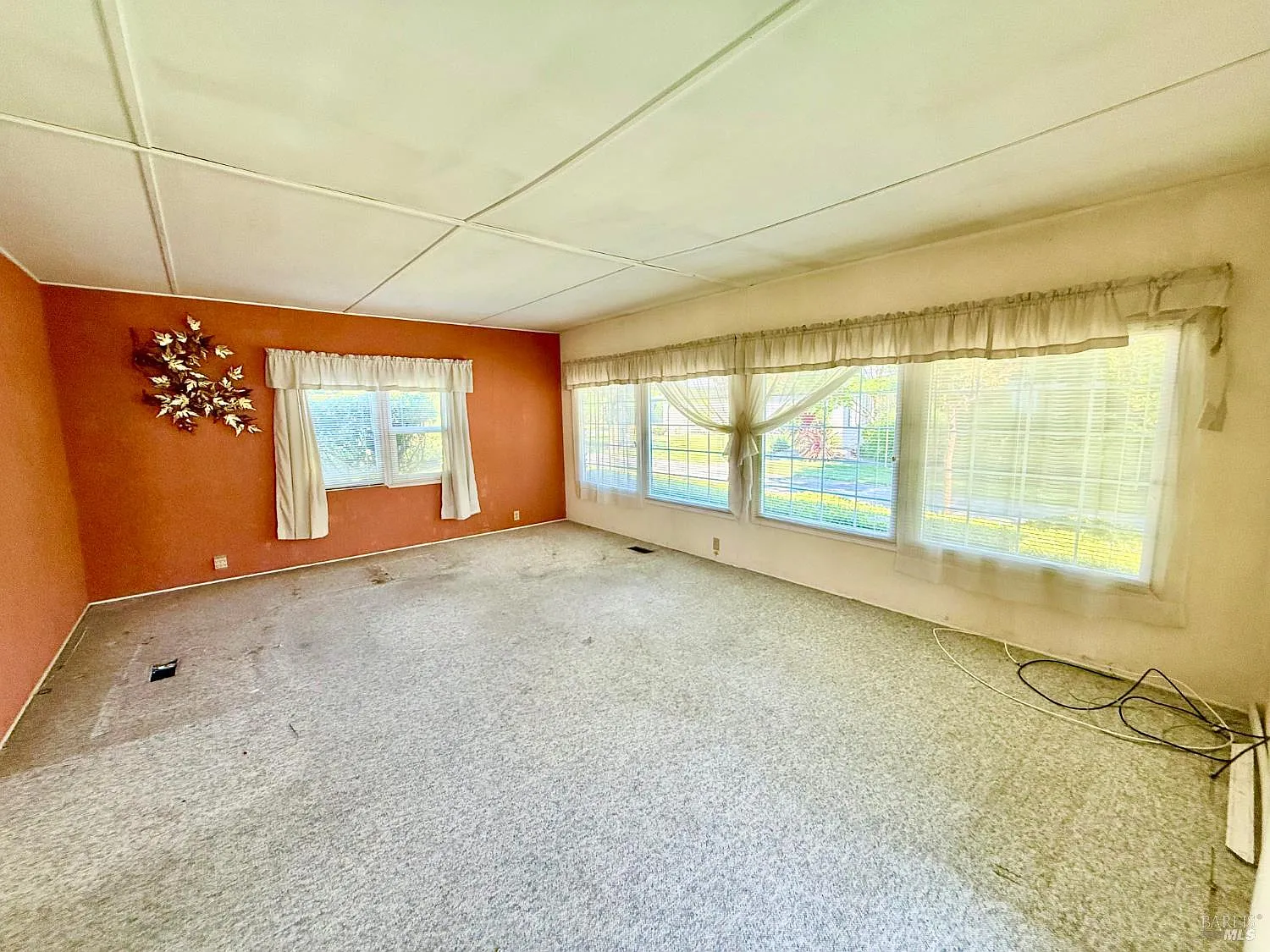 212 Cazares Circle - Photo 4