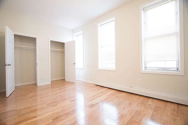 Rented by Nooklyn NYC LLC | media 13