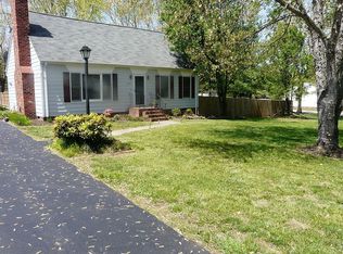 1300 Grapevine Rd, Sandston, VA 23150