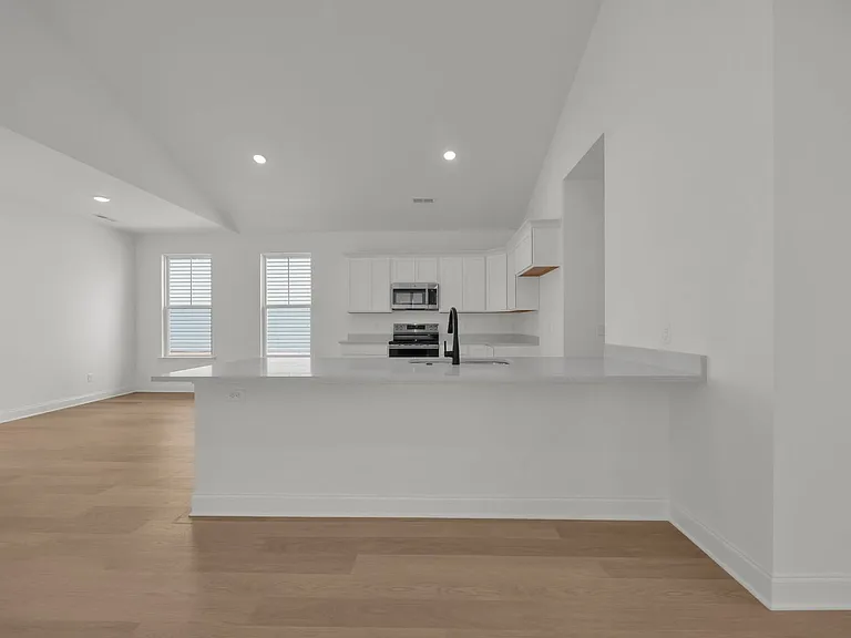 6579 Elizabeth Ann Way — Photo 14