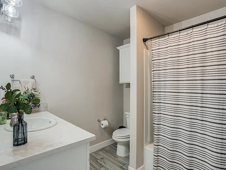 13819 Red Springs Ave — Photo 12