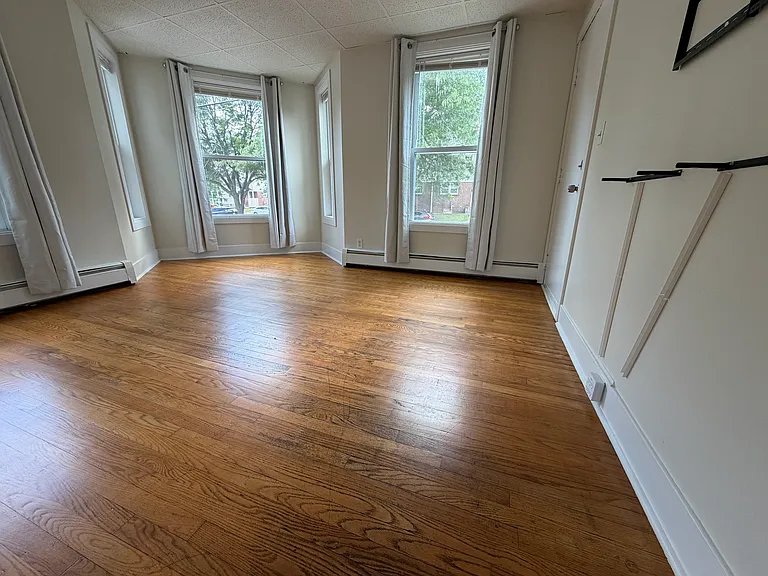 203 Hilldale Ave — Photo 8