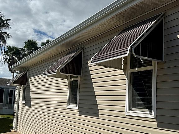 3rd image of 529 W Clam Cir