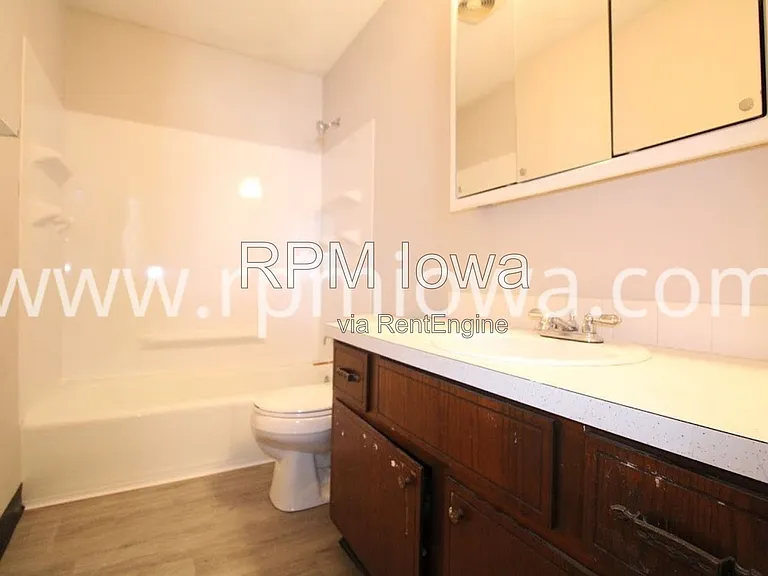 1607 NW 2nd St #1607 — Photo 9