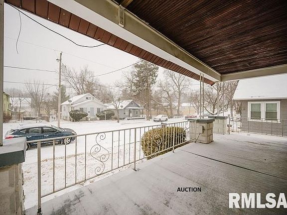 4th image of 1017 W Virginia Ave