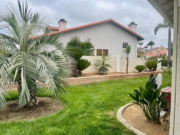4451 Coastline Ave — Photo 30