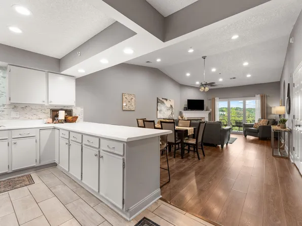 350 S Wildwood Drive ## E19 BLDG E, Branson, MO 65616