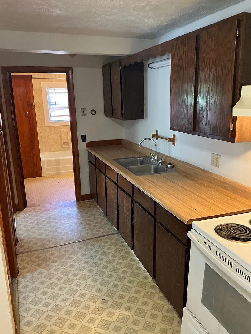 204 Mt Vernon Avenue — Photo 2