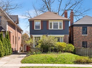 61 Sutherland Dr, Toronto, ON M4G1H5