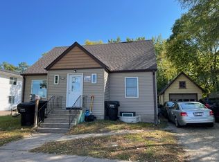 1210 6th St E, Menomonie, WI 54751