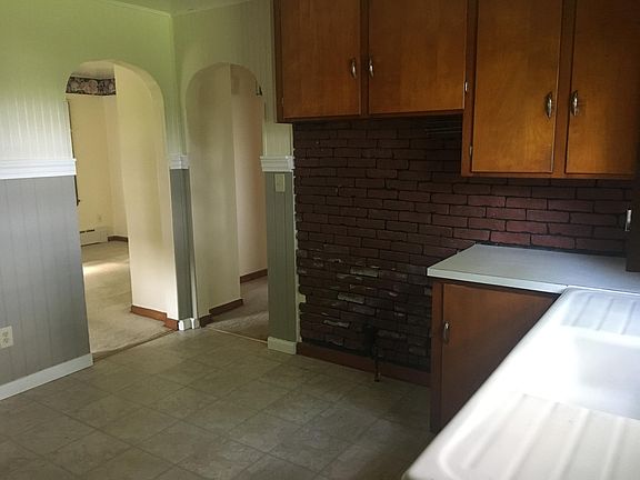 4th image of 15770 Sperry Ln