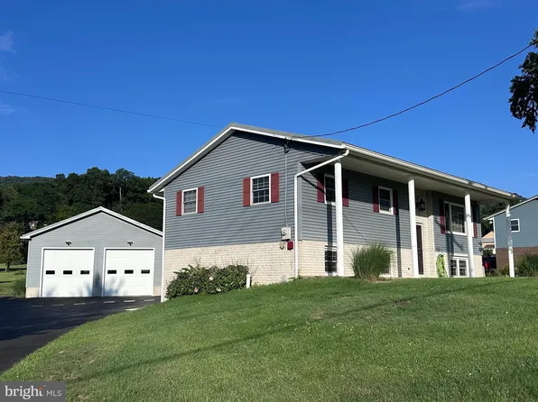 523 Buchanan Trl, Mc Connellsburg, PA 17233