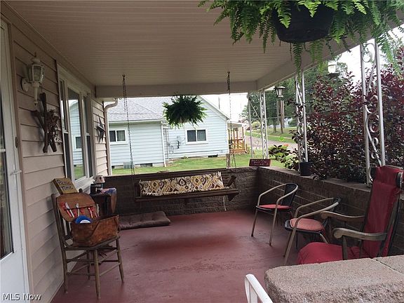 5th image of 311 Central St
