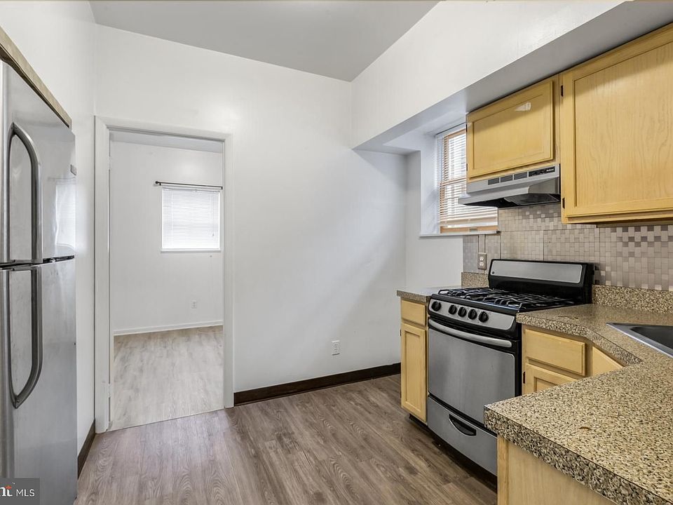 1st image of 2223 S 15th St #2