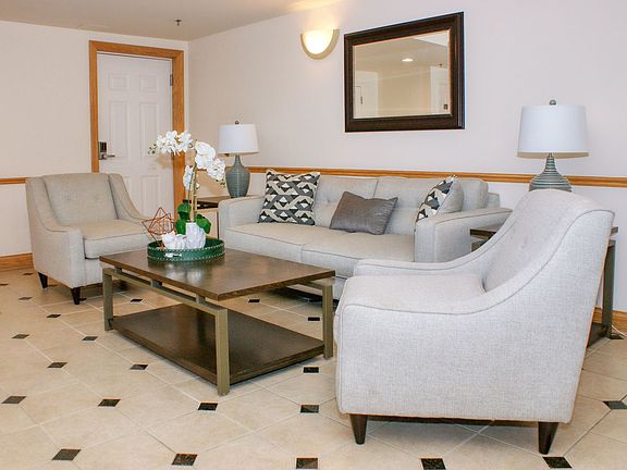 3rd image of 8711 W Bryn Mawr Ave APT 606