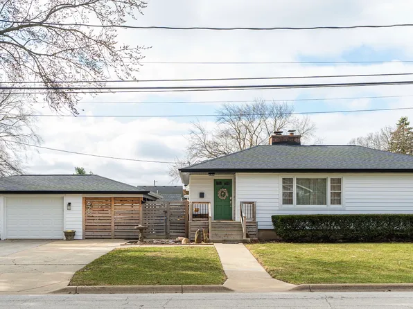 628 Center St, Geneva, IL 60134