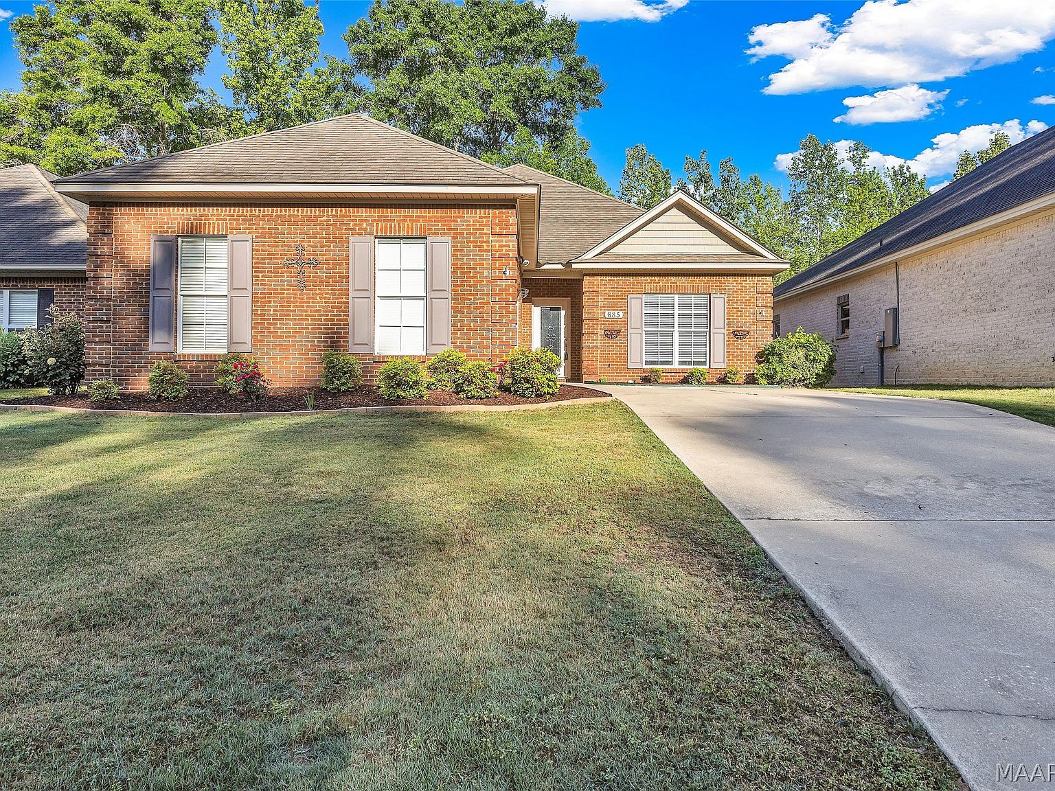 685 River Birch Cir