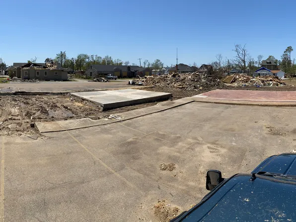 608 Forrest Ave E, Wynne, AR 72396