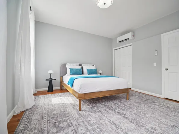 804 Grand Street image 8 of 29