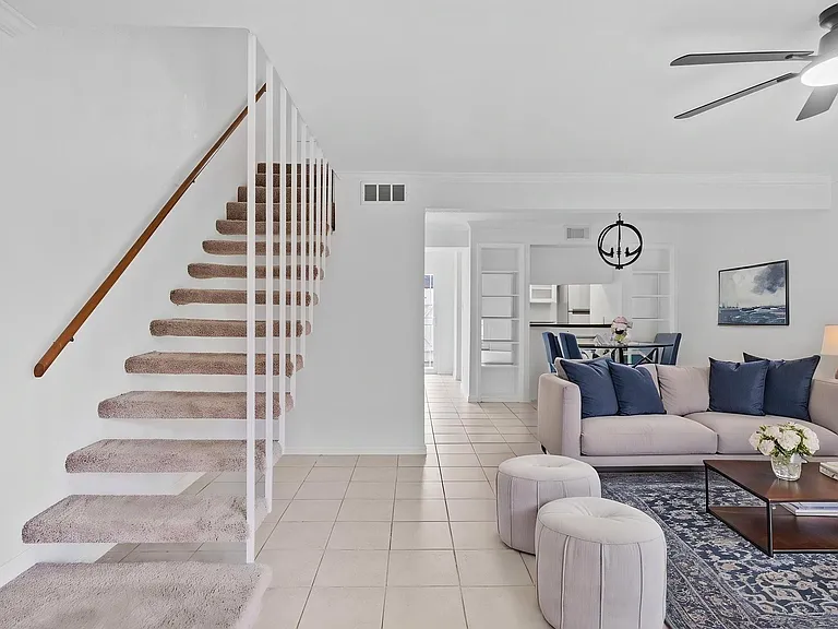 6111 Beverly Hill St #39 — Photo 3