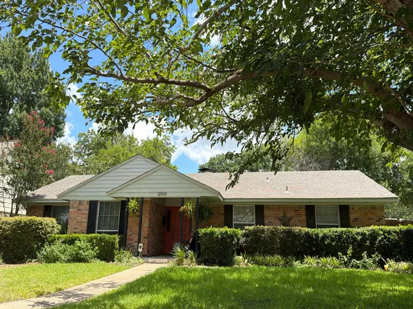 12910 Mitchwin Rd, Farmers Branch, TX 75234