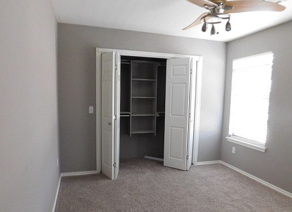3rd image of 8054 Rock Cliff Way