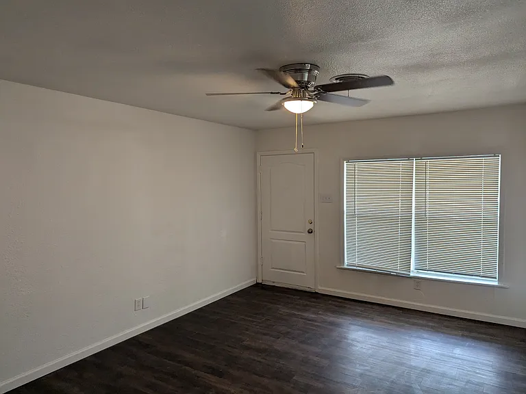 4336 Jana Dr — Photo 7