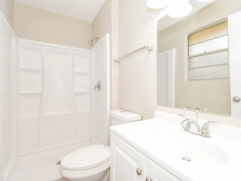 4415 Argentine Dr N — Photo 14