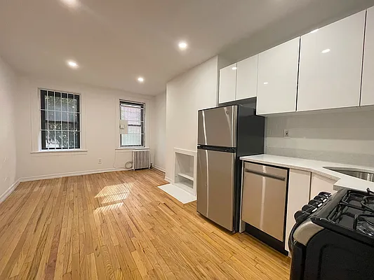 Rented by Compass | media 8