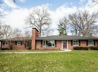 3 Ladue Rdg, Saint Louis, MO 63124