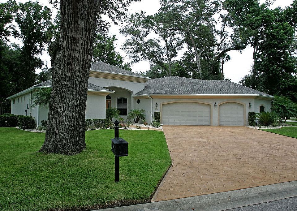1st image of 98 Emerald Oaks Ln