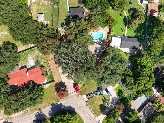 3rd image of 101 Sultenfuss St
